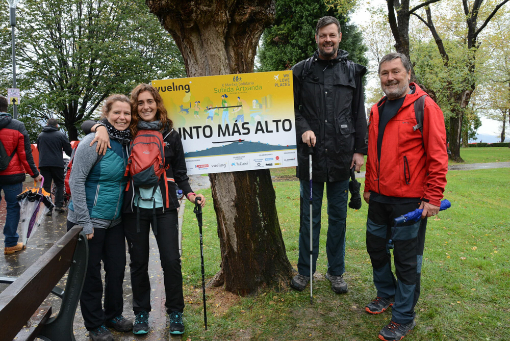 Foto 128 de la avituallamiento y mirador - Galería de la Subida a Artxanda 2019